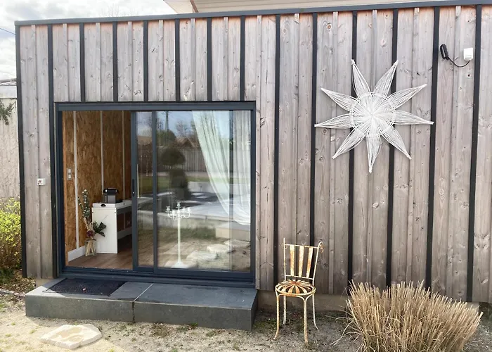 Charmante Dependance * 아레즈